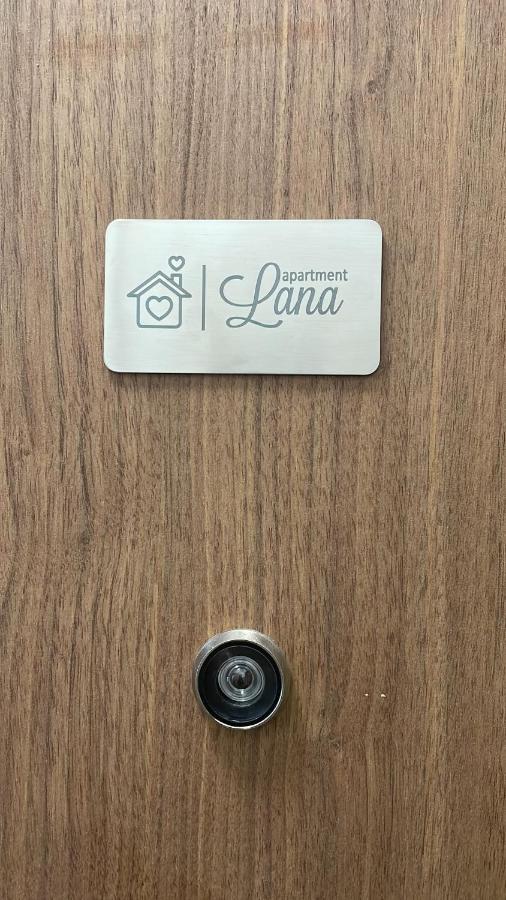 Lana Sea View Apartment Kotor Eksteriør billede